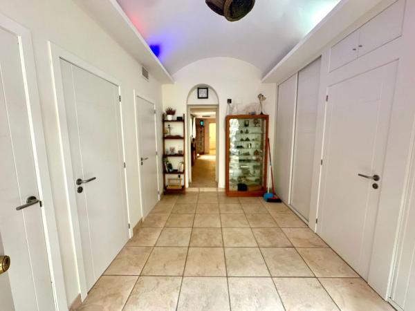 Casa independiente en camino Viejo de Elche