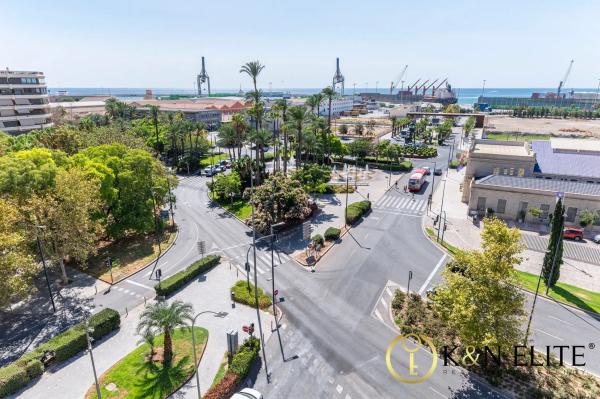 Piso en calle Moratín, 21