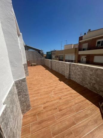 Piso en calle Francisco Carratalá Cernuda