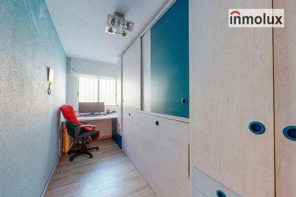 Piso en calle Sacerdote Isidro Albert