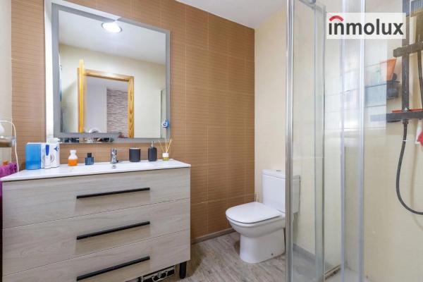 Piso en calle Sacerdote Isidro Albert