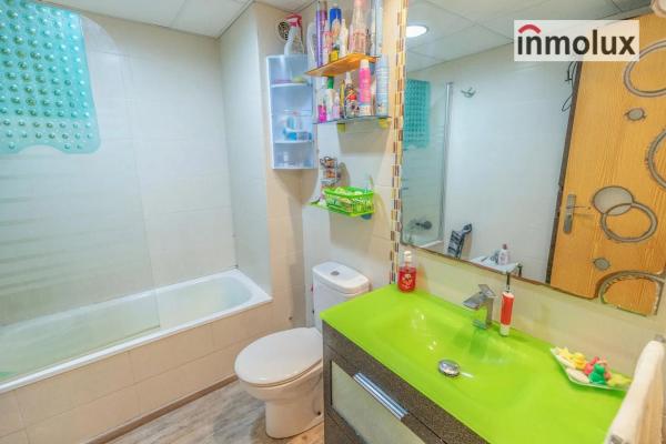 Piso en calle Sacerdote Isidro Albert