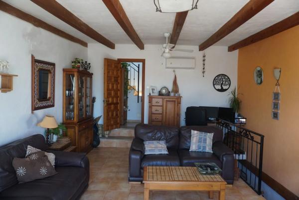 Casa de pueblo en calle San Antonio, 25