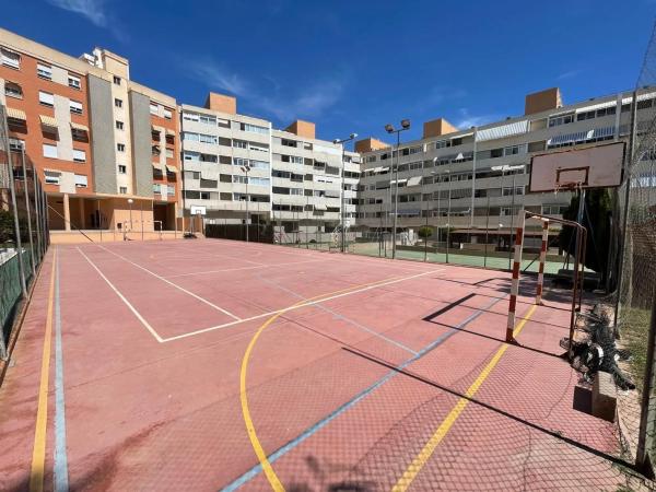 Piso en calle de la Mare de deu del Rocio