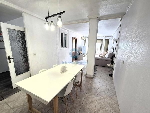 Piso en Av Jose Reus Garcia