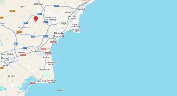 Casa independiente en calle de la Serra Mitjana