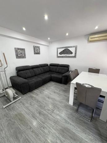 Piso en avenida Novelda