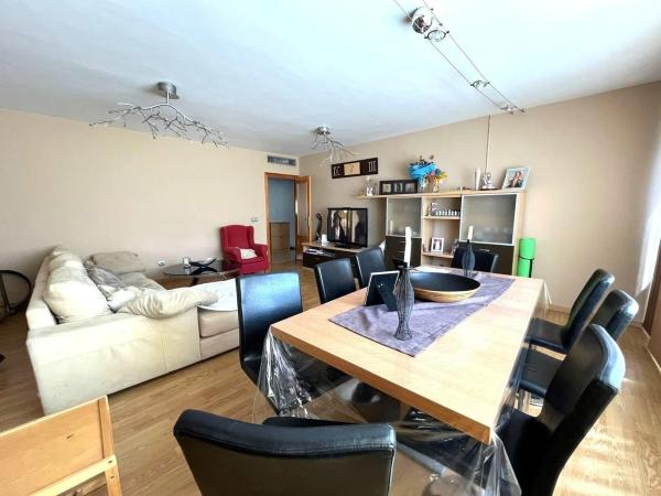 Piso en Barrio Garbinet - Parque de las Avenidas