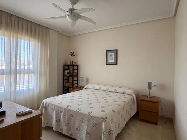 Piso en avenida Juan Sanchis Candela, 7