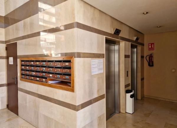 Piso en avenida Deportista Míriam Blasco, 7