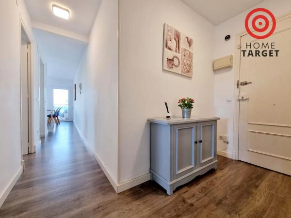 Piso en avenida Países Escandinavos