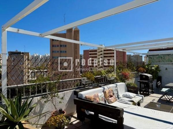 Ático en avenida de Cataluña