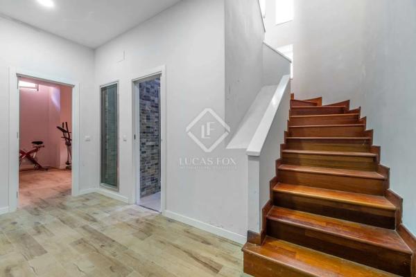 Casa independiente en avenida Fotografo Francisco Cano