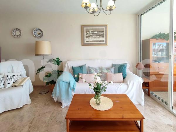 Piso en calle Arpón, 18