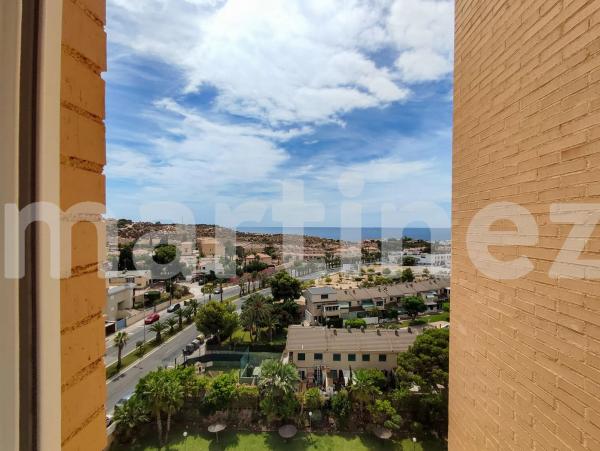 Piso en calle Arpón, 18