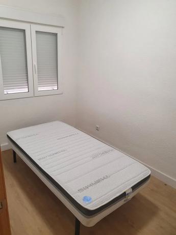 Piso en CL Moncada, 22