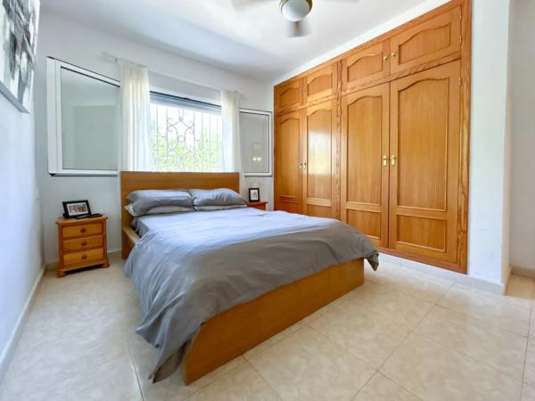 Casa independiente en Urbanización Llano Pastores