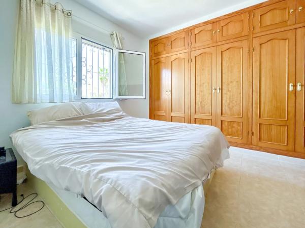 Casa independiente en Urbanización Llano Pastores