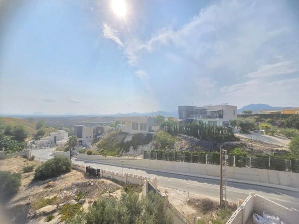 Casa independiente en calle Mestral-ur Llano Pastores, 11