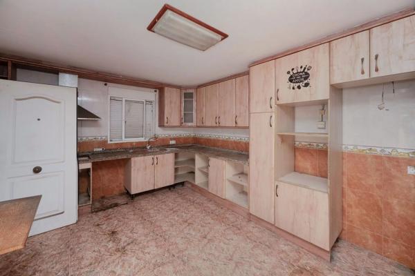 Chalet en camino del Rosal, 18 -412