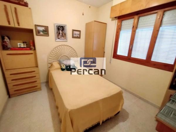 Casa independiente en avenida del Vincle