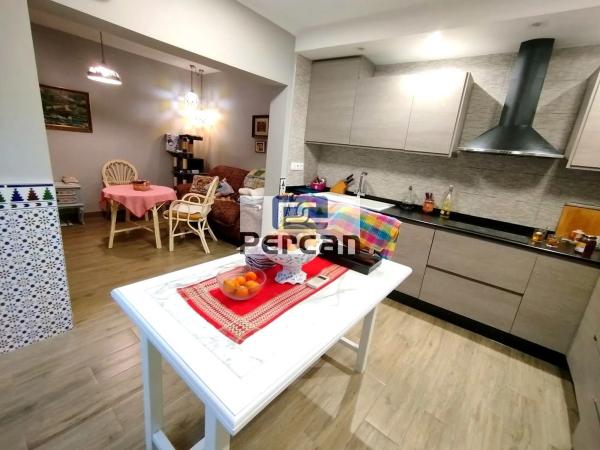 Casa independiente en avenida del Vincle