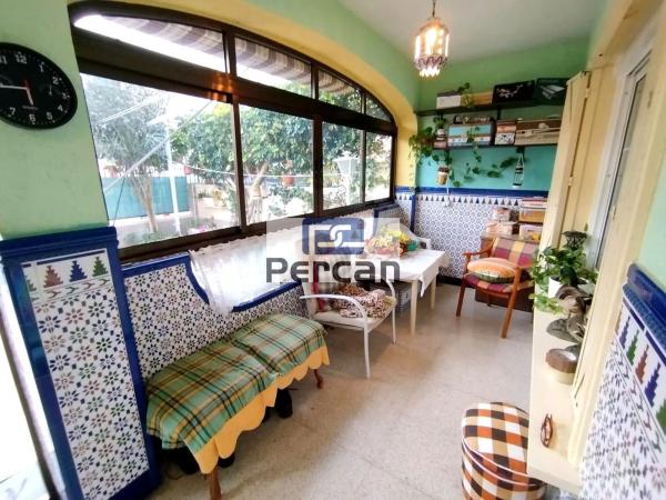 Casa independiente en avenida del Vincle