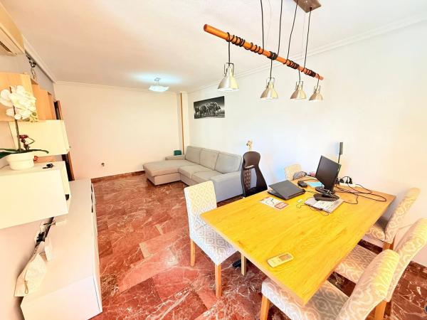 Piso en avenida de Germanies