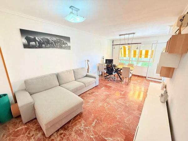 Piso en avenida de Germanies