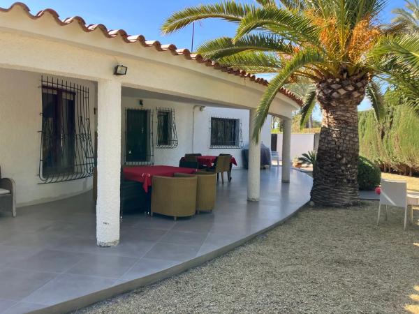 Casa independiente en calle de Benidoleig, 9