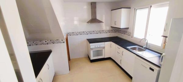 Chalet pareado en calle del Cabeçó d'Or, 16