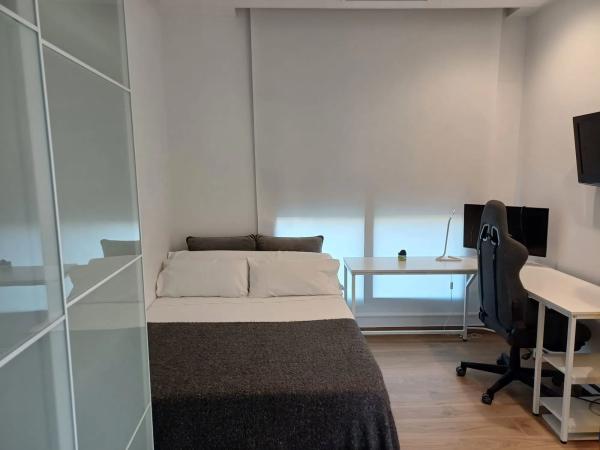 Casa independiente en calle Lorcha, 8