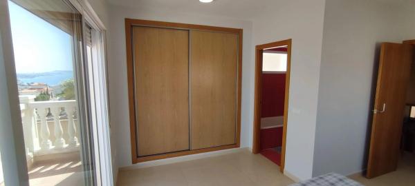 Chalet pareado en calle del Cabeçó d'Or, 16