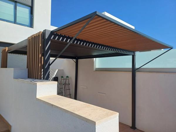 Casa independiente en calle Lorcha, 8