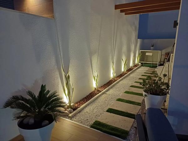 Casa independiente en calle Lorcha, 8