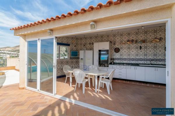 Casa independiente en calle Islandia, 196 -212