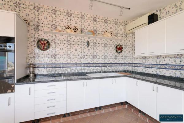 Casa independiente en calle Islandia, 196 -212