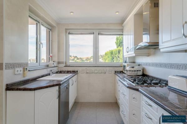 Casa independiente en calle Islandia, 196 -212