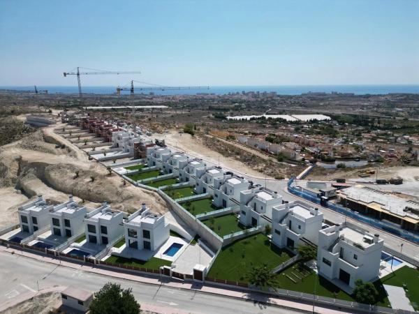 Casa independiente en calle de la Camamil la