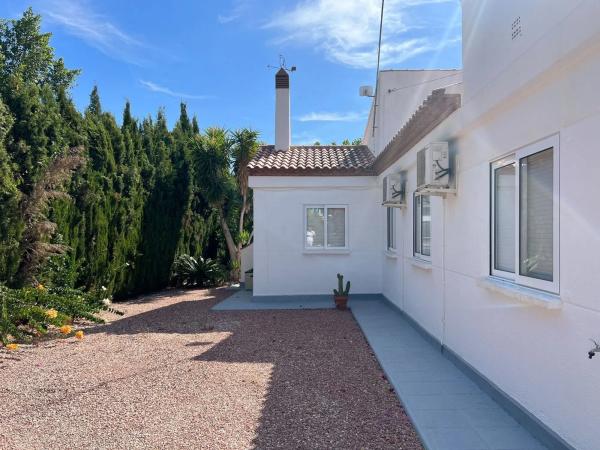 Casa independiente en calle de la Variscita