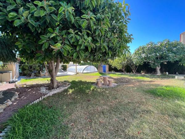 Casa independiente en calle de la Variscita