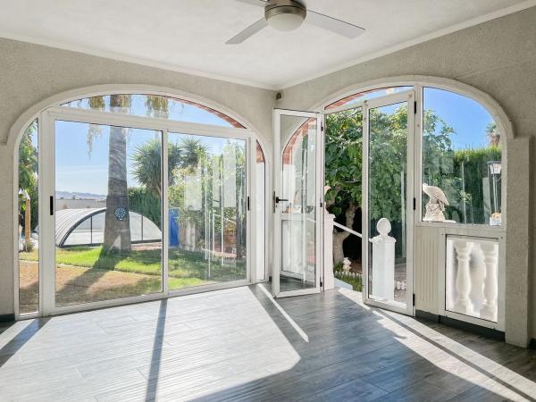 Casa independiente en calle de la Variscita