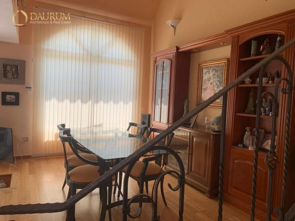 Dúplex en calle Mayans i Siscar