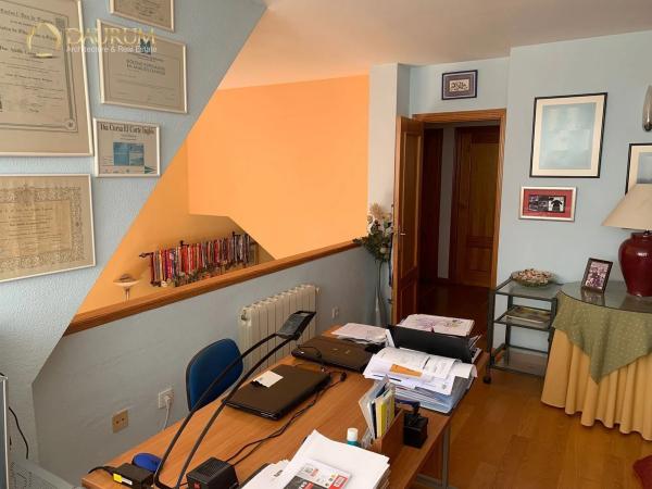 Dúplex en calle Mayans i Siscar