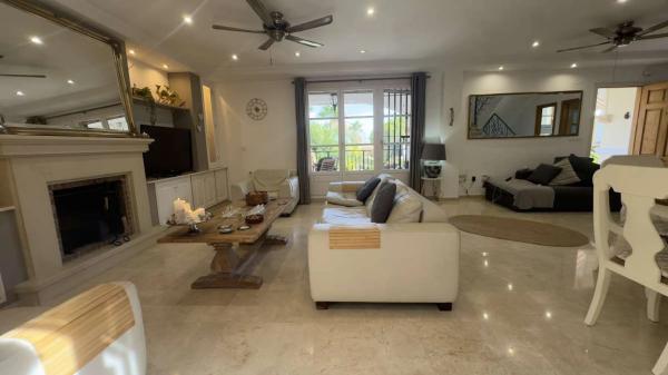 Chalet en Bonalba-Cotoveta