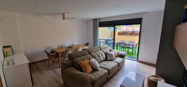 Chalet adosado en Torre de les Maçanes, 22