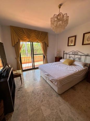 Chalet adosado en calle Ossa Major, 3