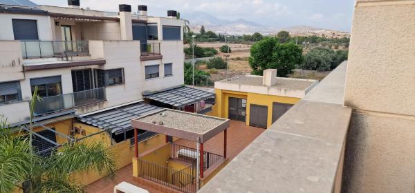 Chalet adosado en Torre de les Maçanes, 22