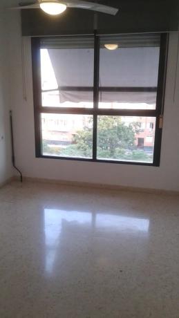 Piso en calle Francia, 12