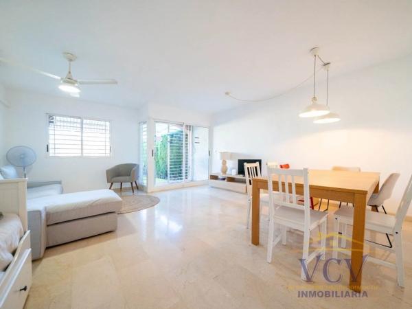 Chalet adosado en avenida Capiscol